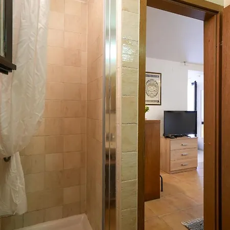 Willa Family Rosin With Garden&pool Milna (Brac)