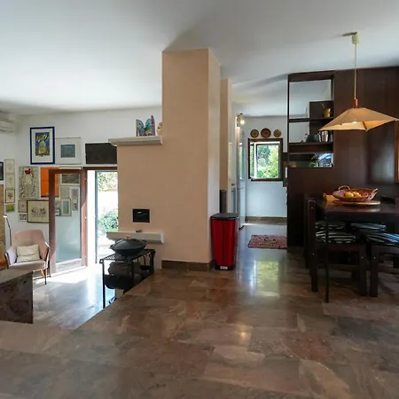 Family Rosin With Garden&pool Willa *