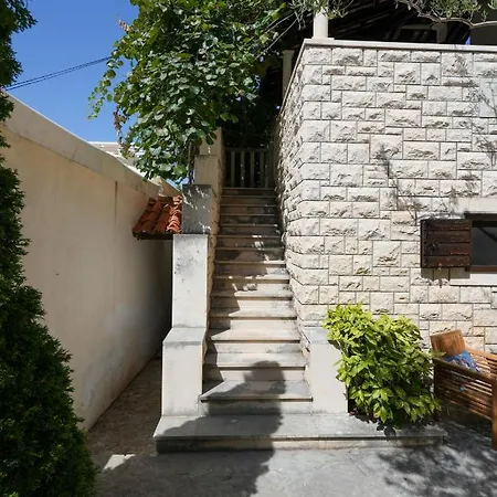 Family Rosin With Garden&pool *