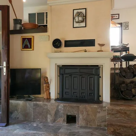 Family Rosin With Garden&pool *