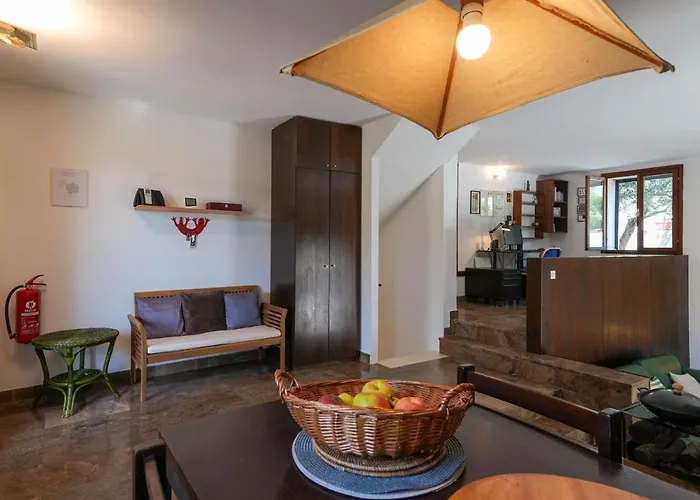 Family Rosin With Garden&pool Villa