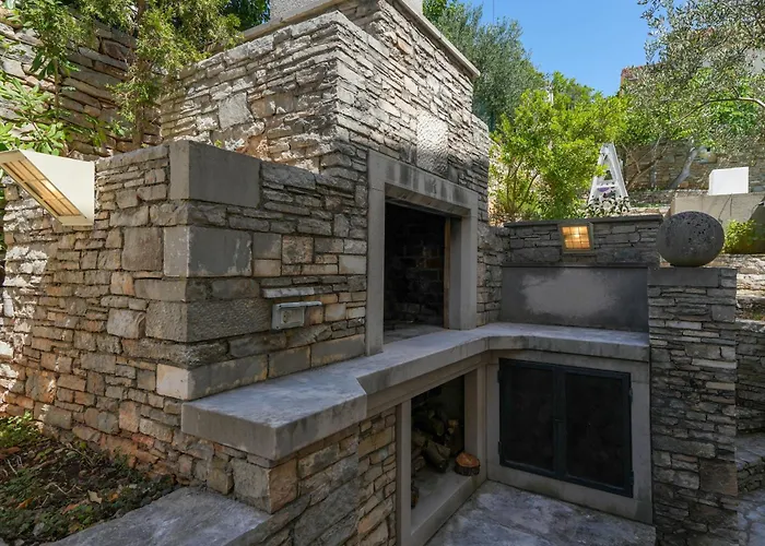 Family Rosin With Garden&pool Milna (Brac)