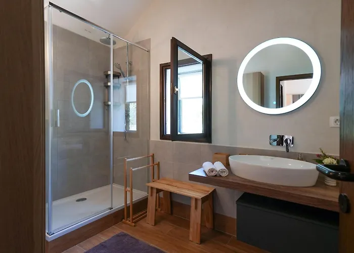 Family Rosin With Garden&pool