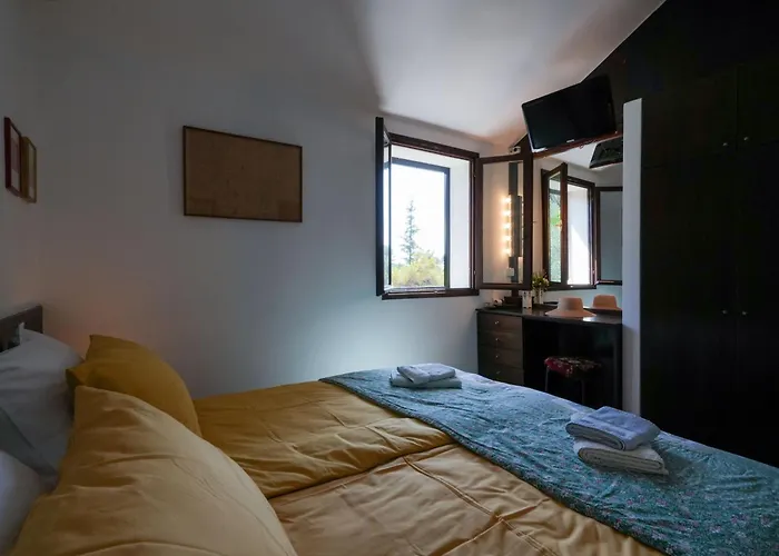 Family Rosin With Garden&pool Villa Milna (Brac)