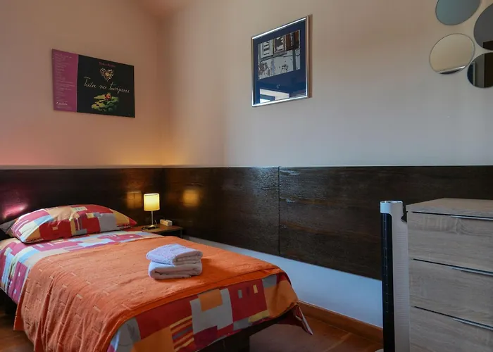 Villa Family Rosin With Garden&pool